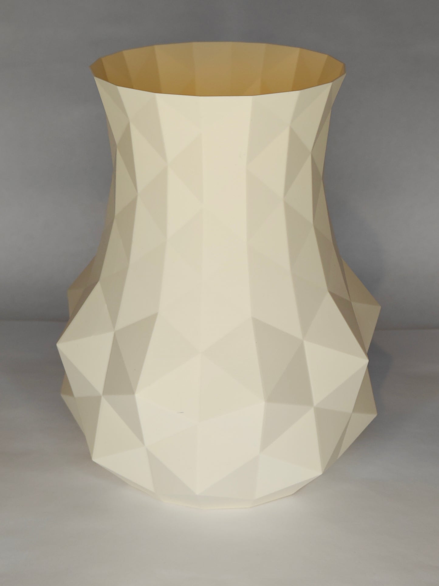 Plexa Vase — geometrisches 3D-gedrucktes Statement-Piece